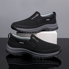 Men's Slip On Trekking Shoes Breathable Non Slip Sneakers