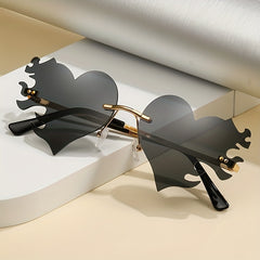 Heart Shape Sunglasses UV Protection Sunglasses For Travel