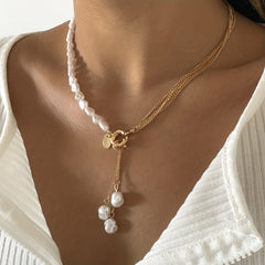 Baroque Faux Pearl Pendant Necklace