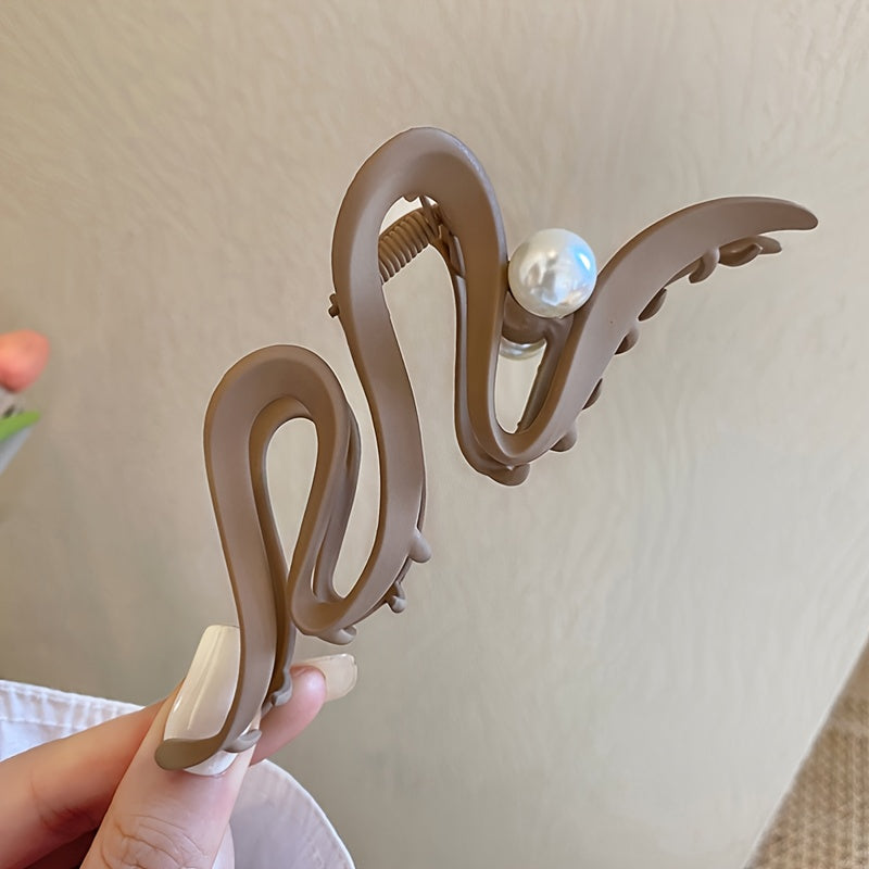Niche Cold Wind Hair Clip for Women