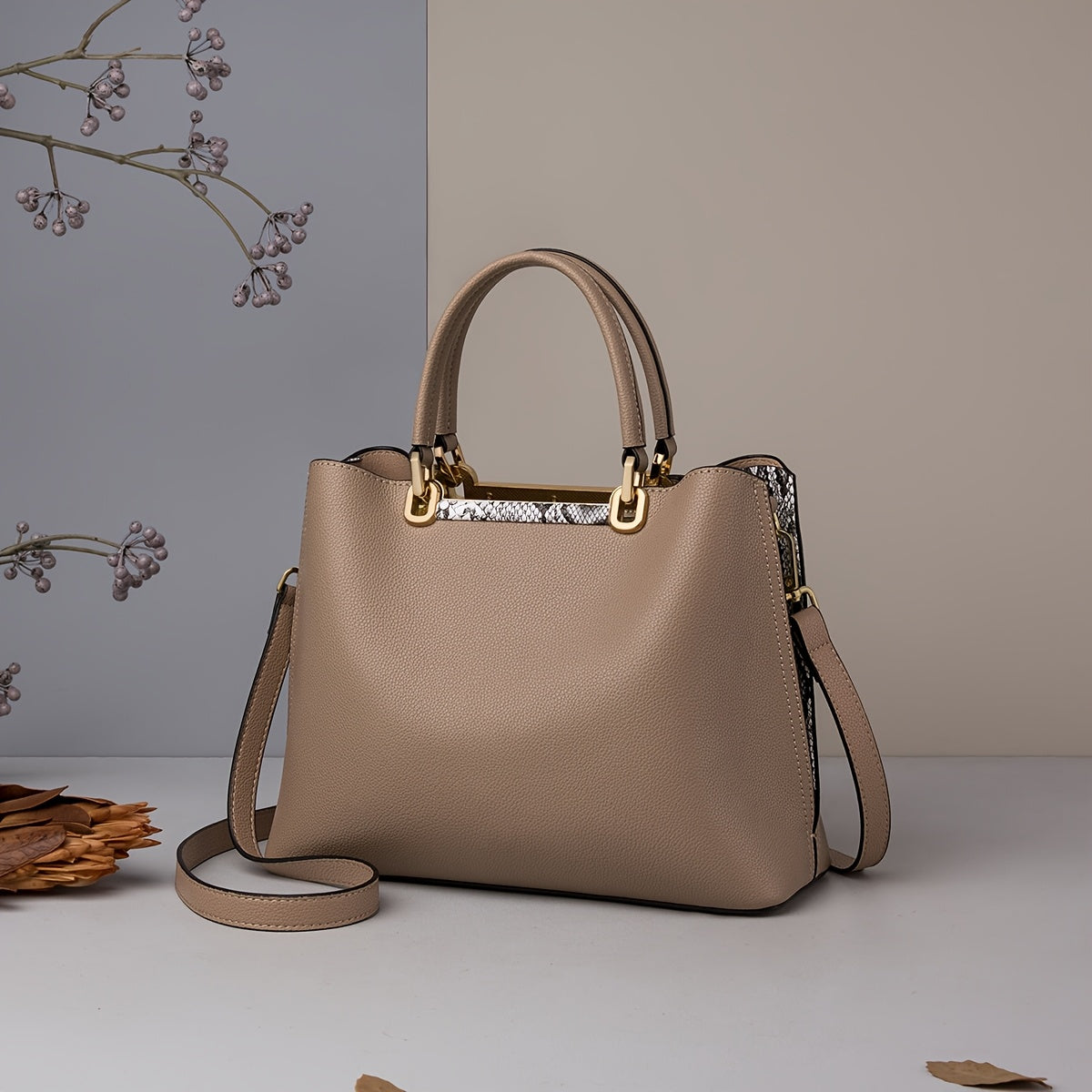 Versatile Large Capacity Cowhide Handbag for Women