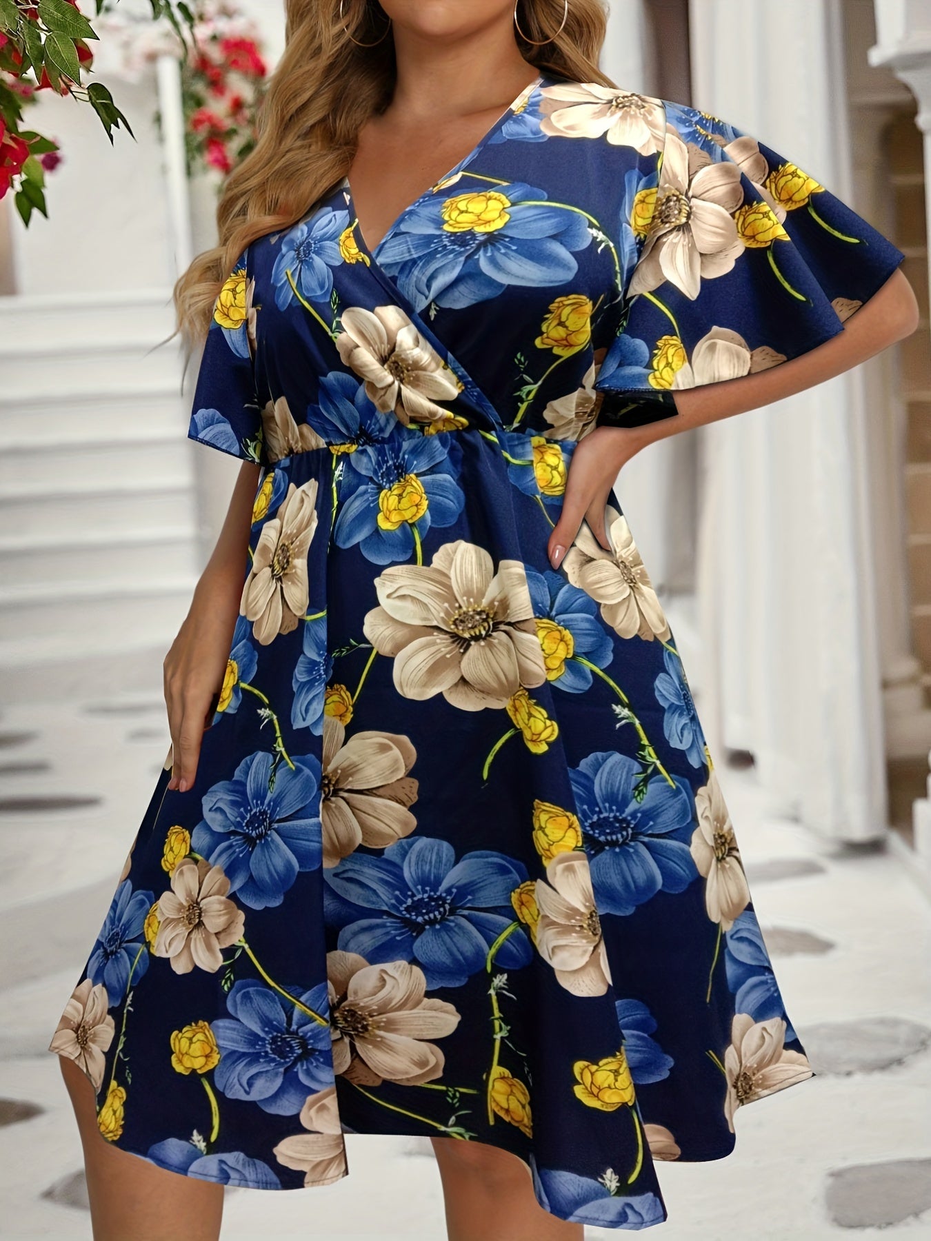 Floral Print V Neck Knee Length Dress
