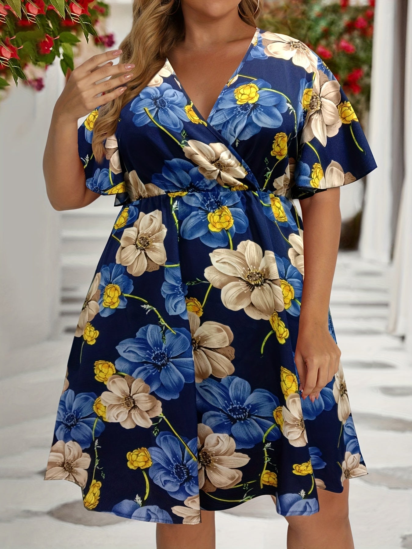 Floral Print V Neck Knee Length Dress