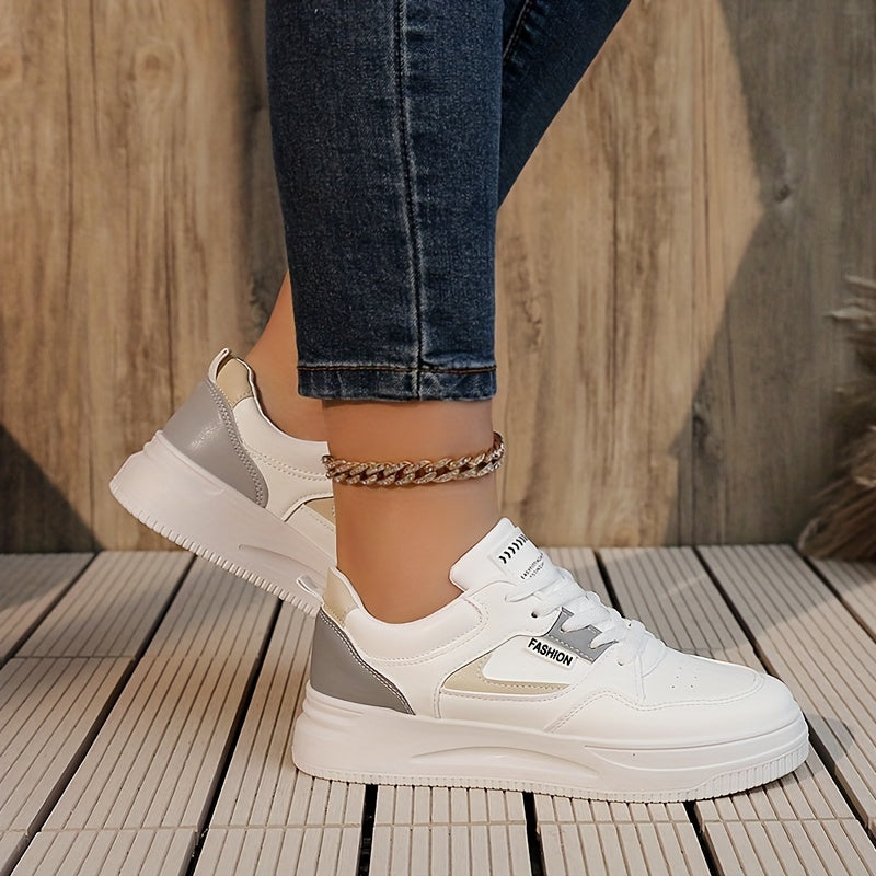 Women's Letter Patch Skate Shoes Low Top Lace Up Shoes