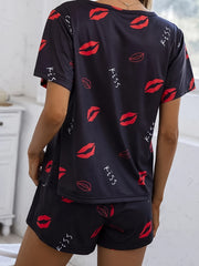 Letter Print Pajamas Set Short Sleeve Crew Neck Top & Shorts Women's Sleepwear