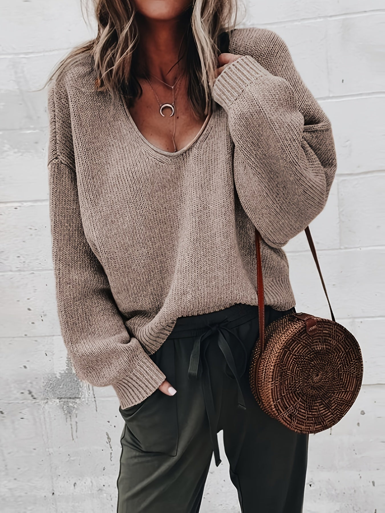  Solid V Neck Long Sleeve Sweater