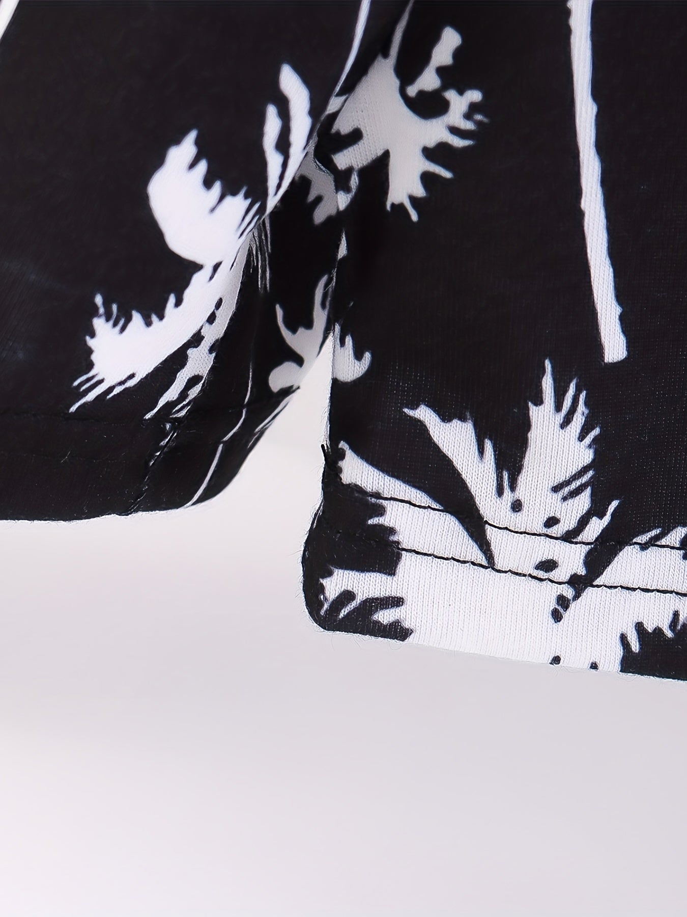Hawaii Coconut Tree Print Boys Comfort Shorts Quick Drying for Summer