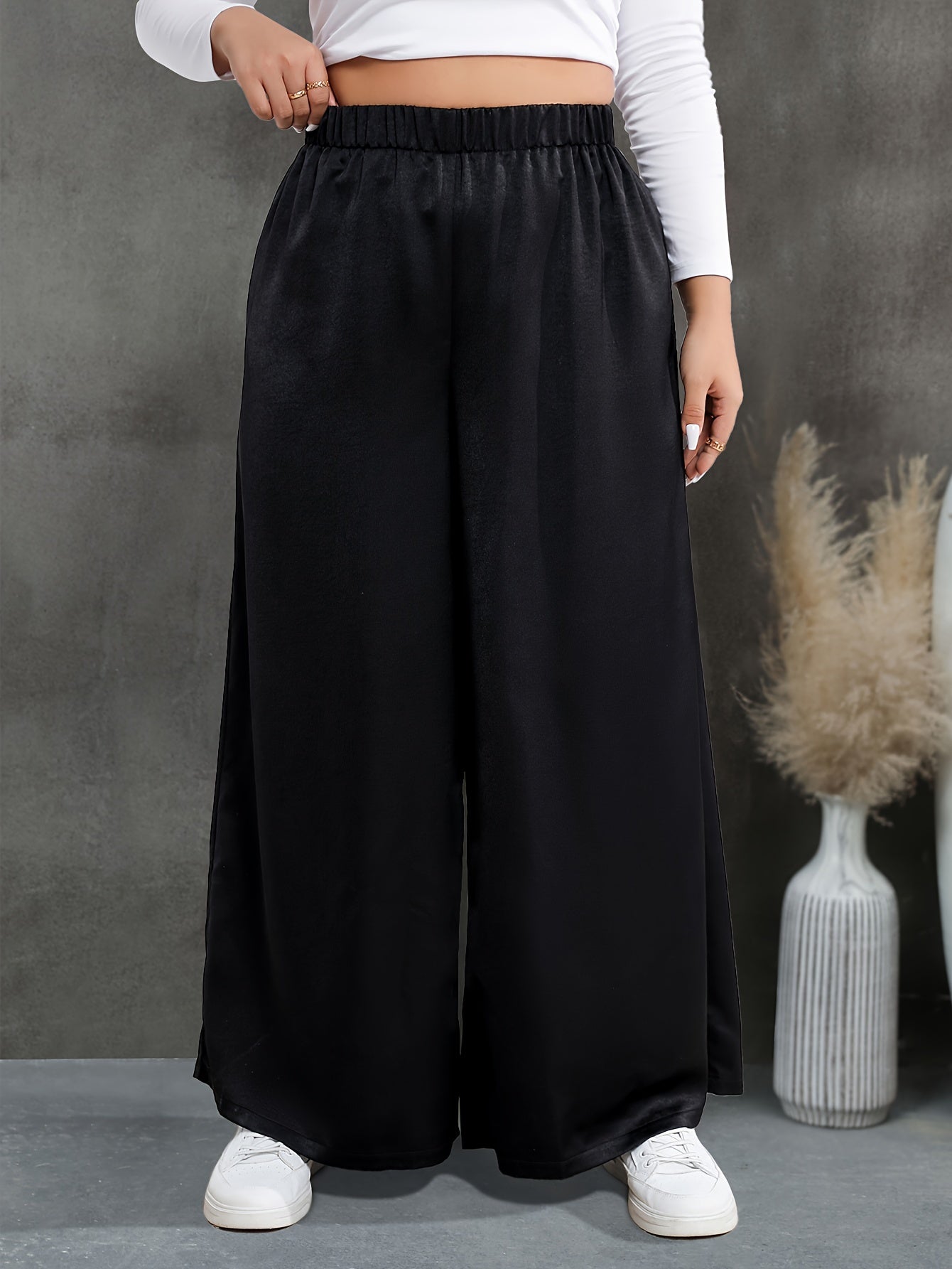  High Rise Wide Leg Trousers