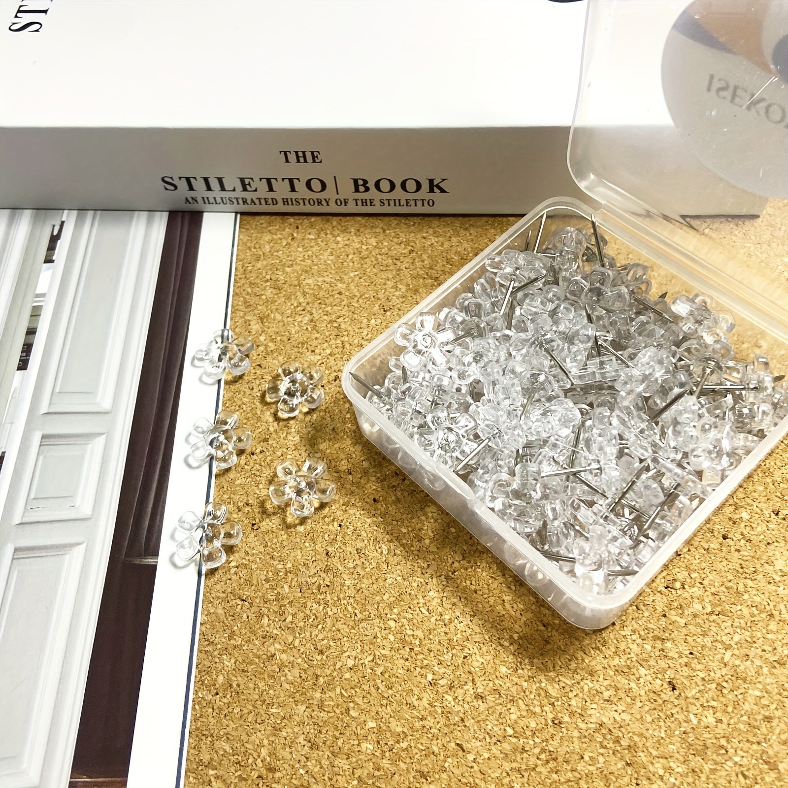100pcs Transparent Flower Push Pins Thumb Tacks for Bulletin Board