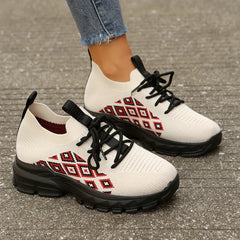 Women's Fashionable Breathable Mesh Road Running Shoes