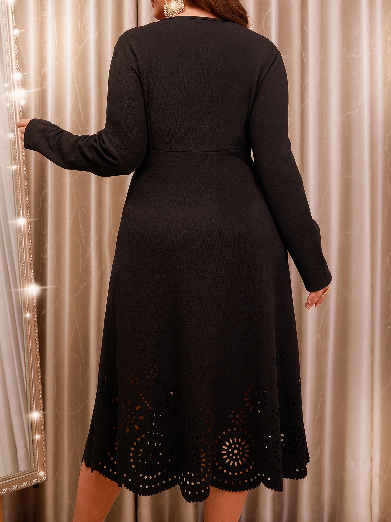  Solid Long Sleeve Round Neck Maxi Dress