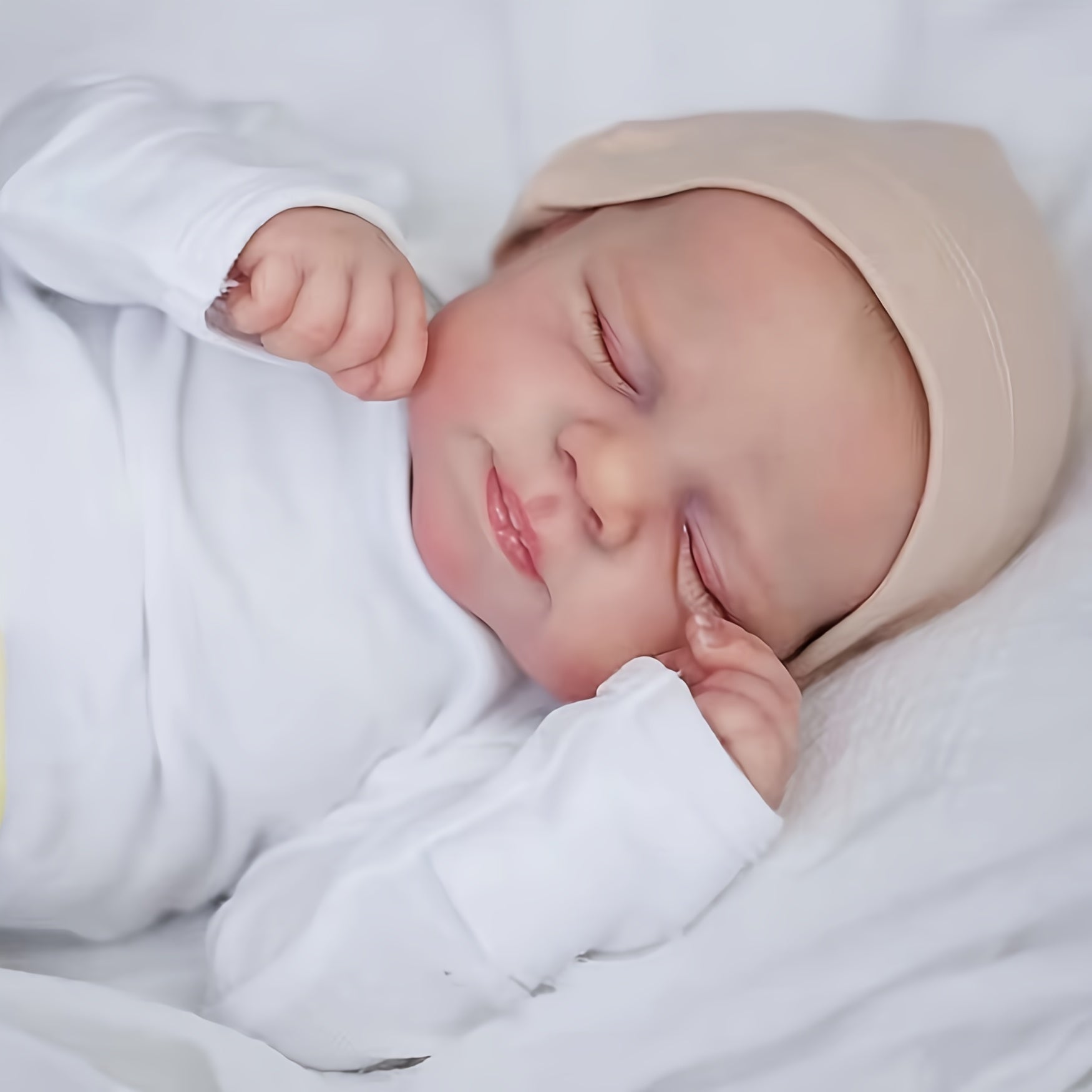 Handcrafted Lifelike Reborn Doll Soft Body Hand Painted Hair Detailed Veins