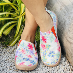Women's Floral Slip On Canvas Shoes Lightweight Round Toe Non slip