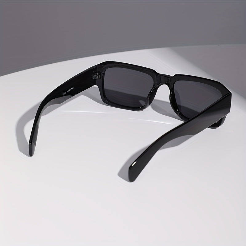 Square Frame Sunglasses Minimalist Rivet Decor UV400