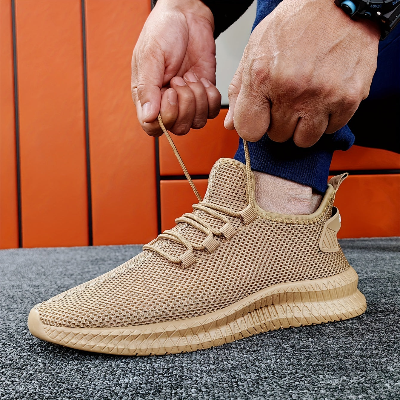 Men's Breathable Mesh Lace-up Sneakers Casual Outdoor Shoes