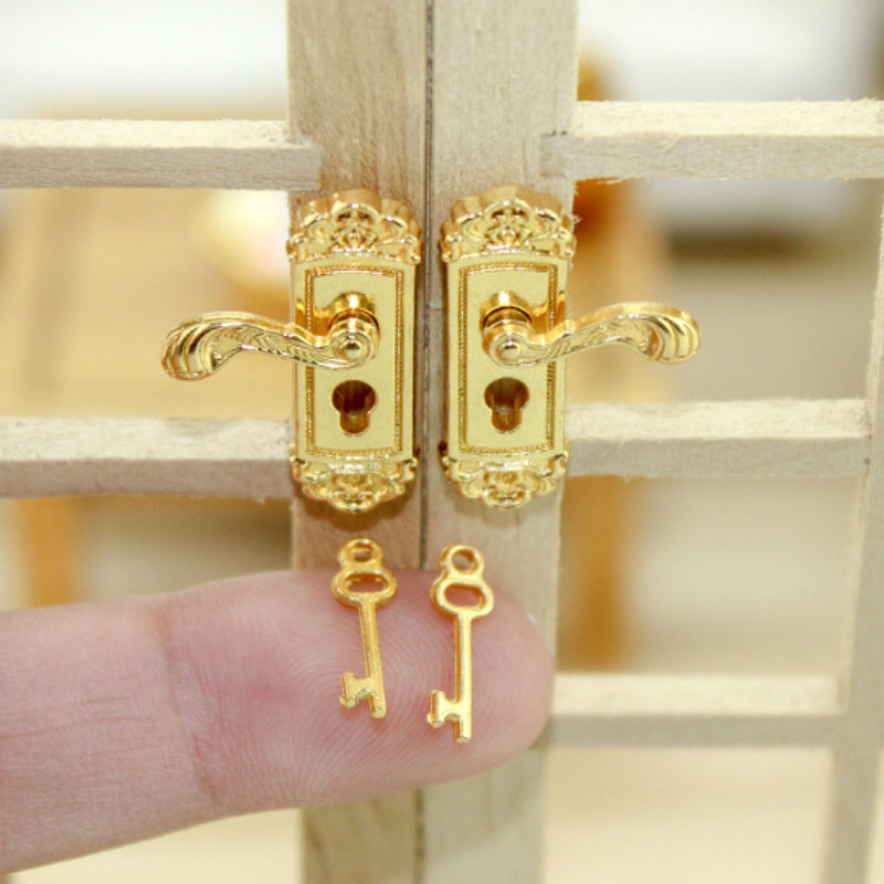 2pcs Mini Dollhouse Vintage Door Lock Key Set 1:12 Scale