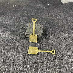 2pcs Metal Shovel Keychain Pendant Retro Bronze DIY Bracelet Accessories