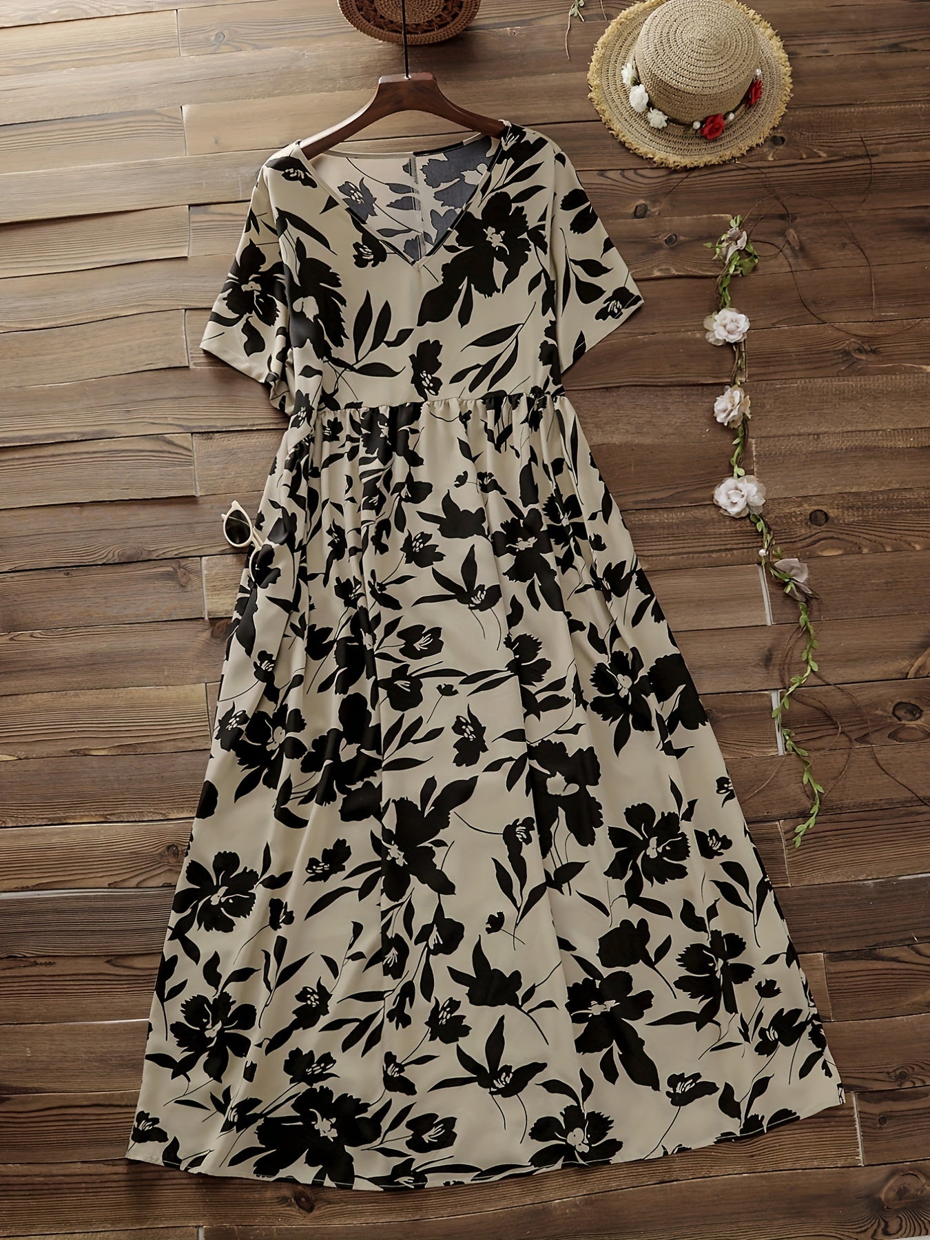 Women's Plus Floral Print V Neck Stretch Dress With Pockets