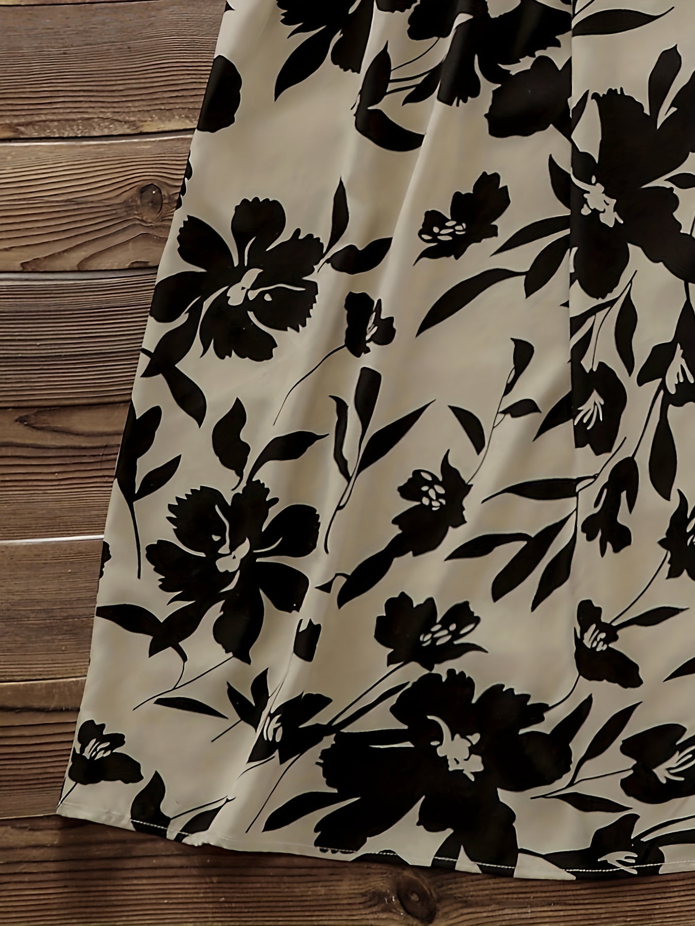 Women's Plus Floral Print V Neck Stretch Dress With Pockets