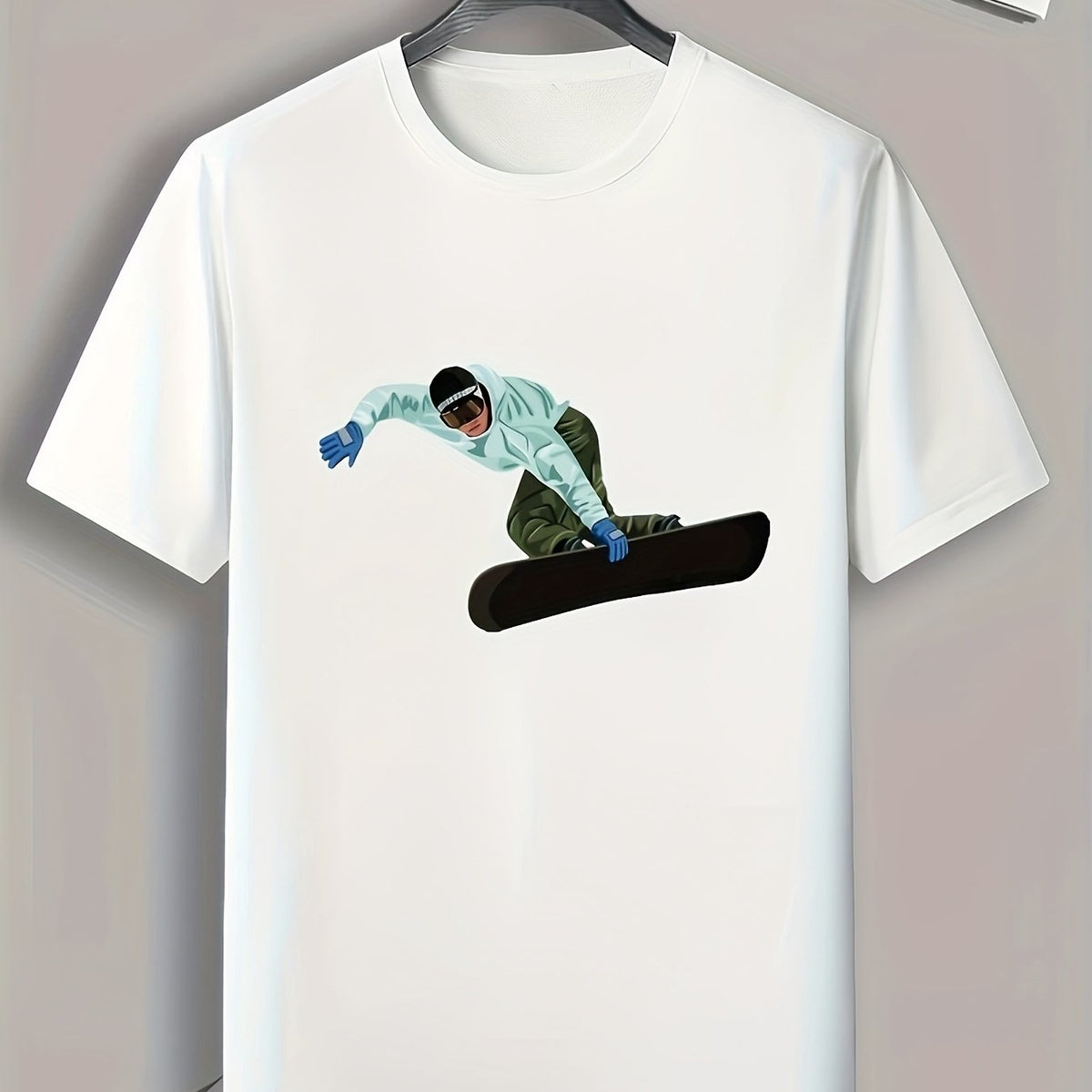 Skiing Pattern Print Graphic Tee Men's Sports T-shirt