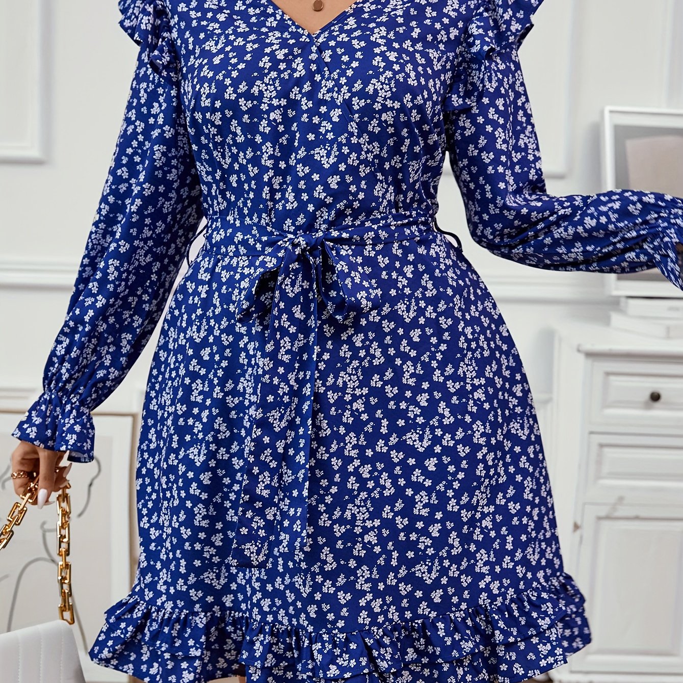  Ditsy Floral Print Long Sleeve V Neck Ruffle T