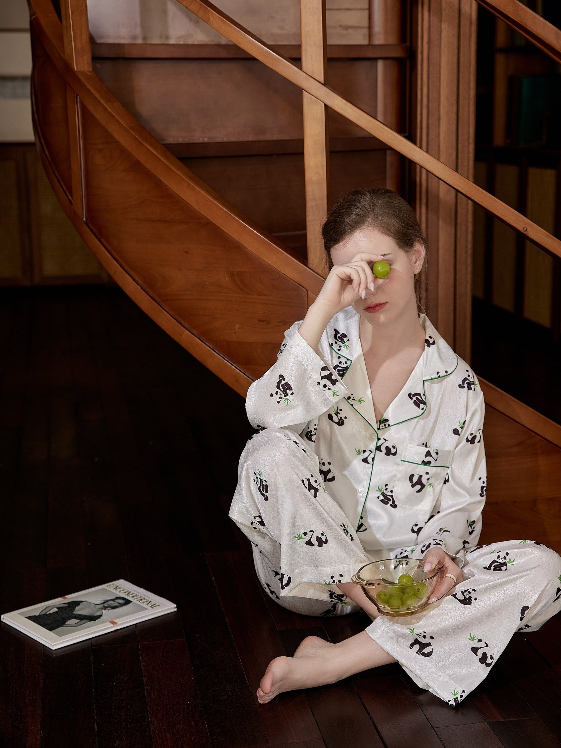 Panda Print Pajama Set Long Sleeve Top & Pants Women's Sleepwear