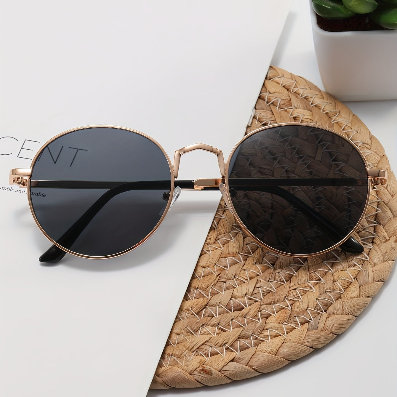 Round Metal Sunglasses Anti Glare UV400