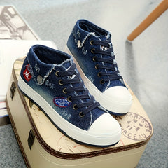 Women's Letter Decor Canvas Shoes Casual Lace Up Outdoor Sneakers