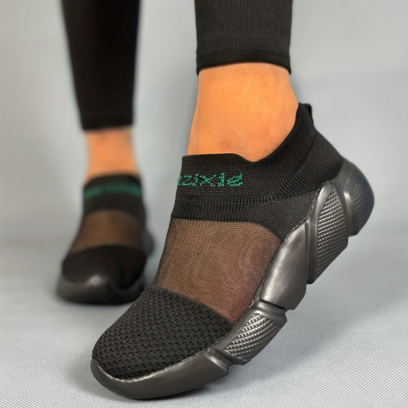 Women's Breathable Mesh Slip On Sneakers Lightweight Casual Shoes