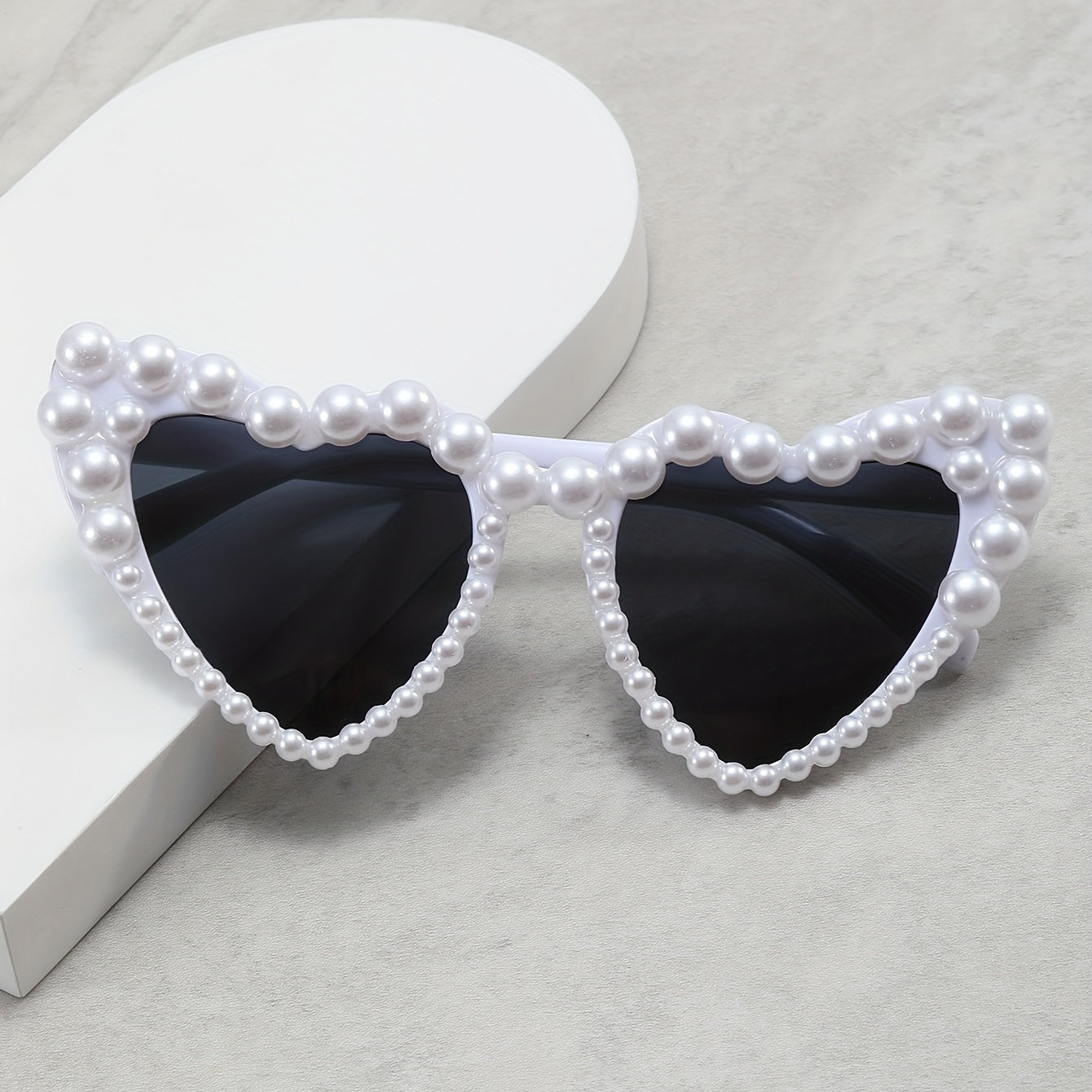 Y2K Faux Pearl Heart Sunglasses Women Prom Decorative Shades UV400