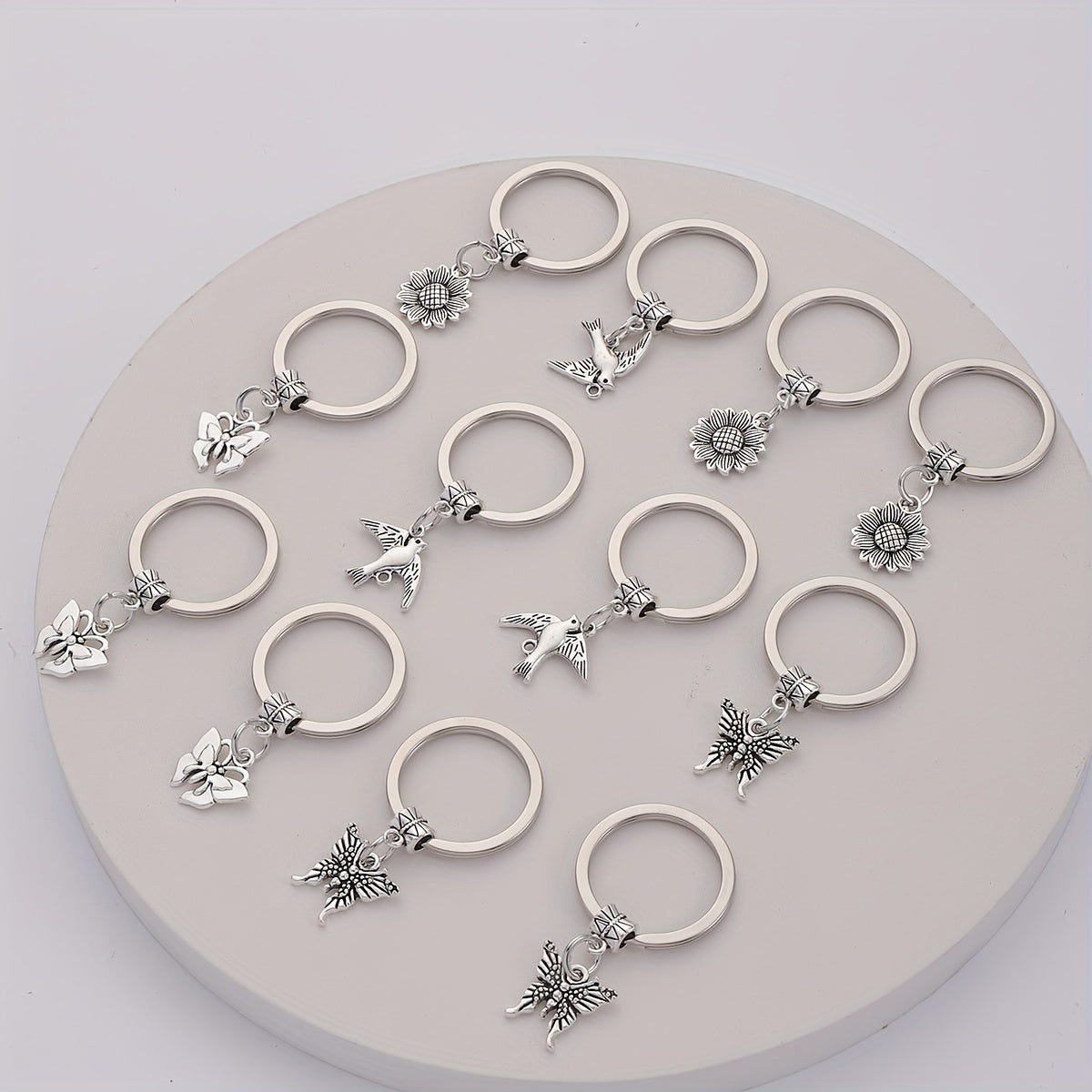 12pcs Men's Summer Alloy Keychain Box Bag Accessories