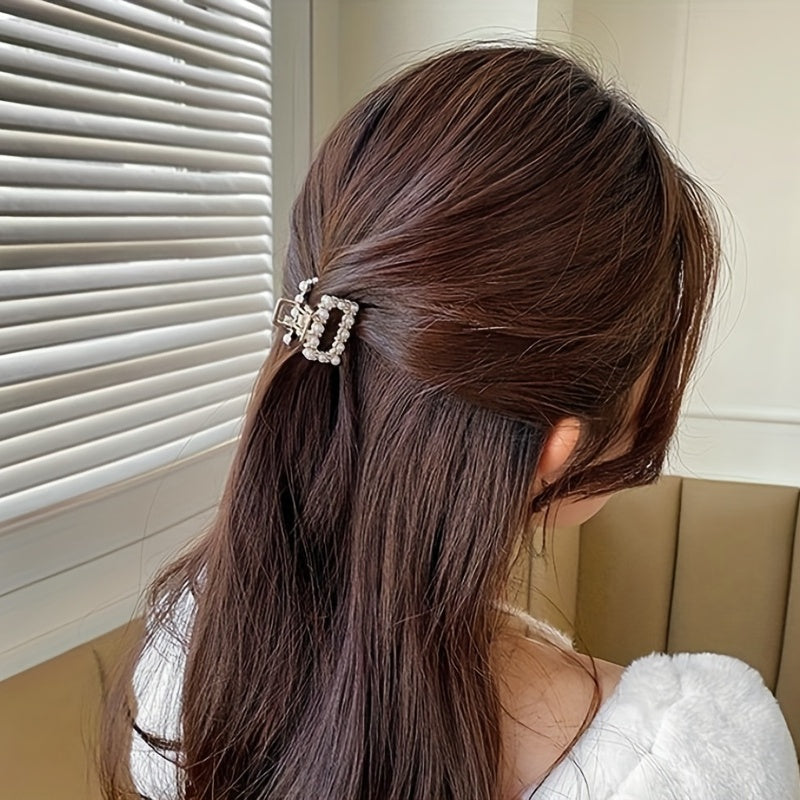 8 PCS Faux Pearl Mini Hair Claw Jewelry