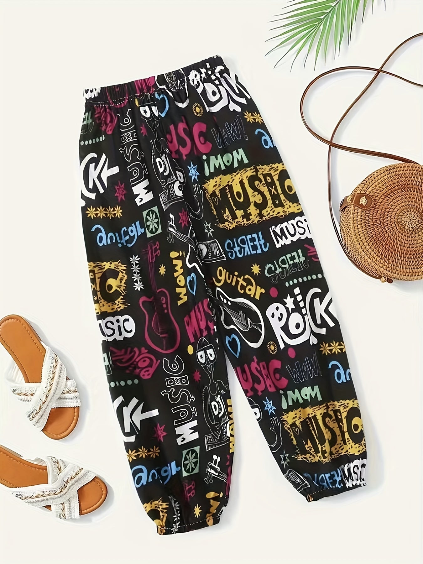  Graffiti Print Tapered Leg Pants