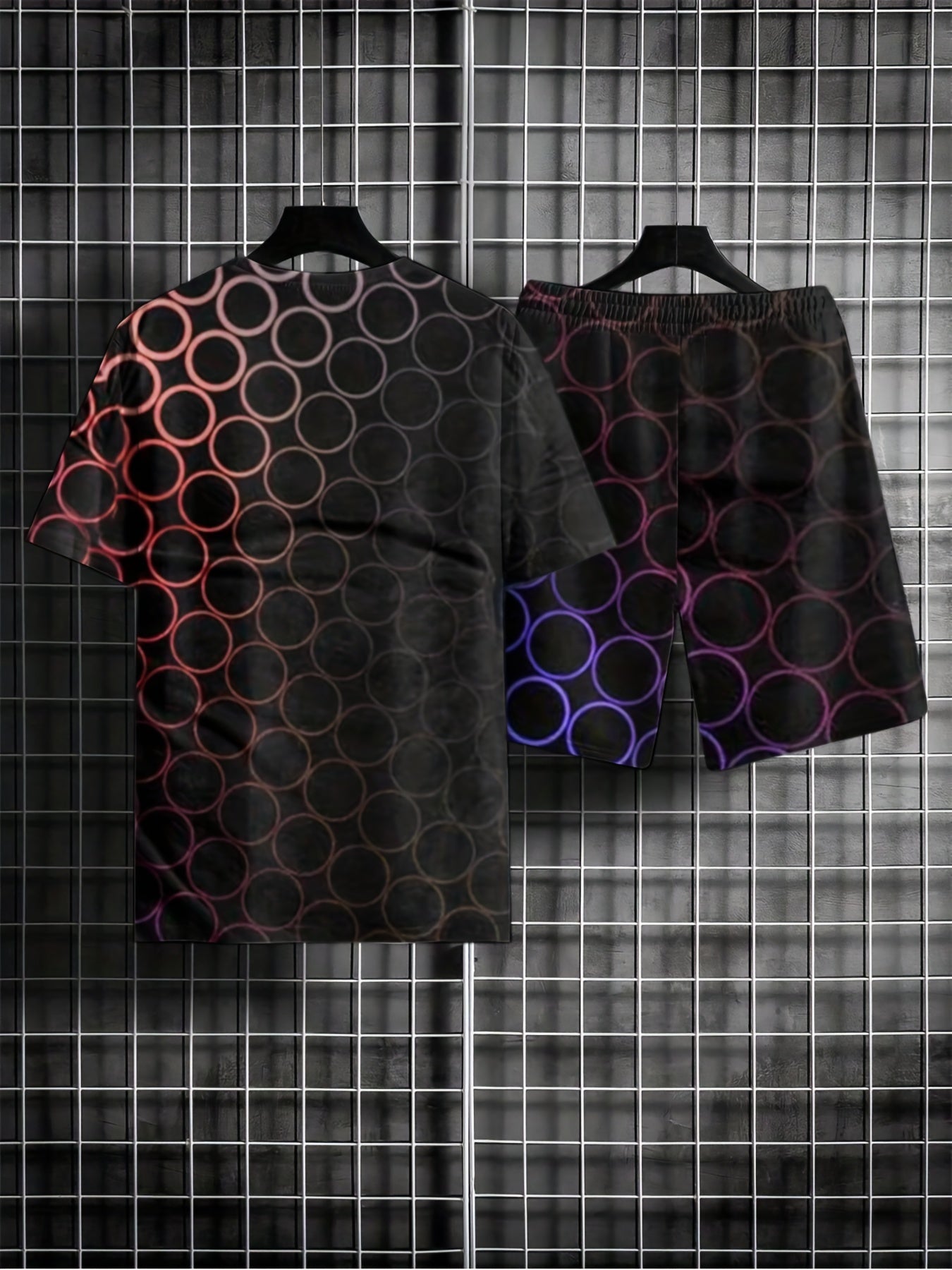 Men's Gradient Circle Graphic T shirt & Active Shorts Set