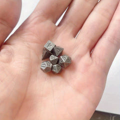 7-Piece Retro Mini Metal Dice Set for Halloween Gaming
