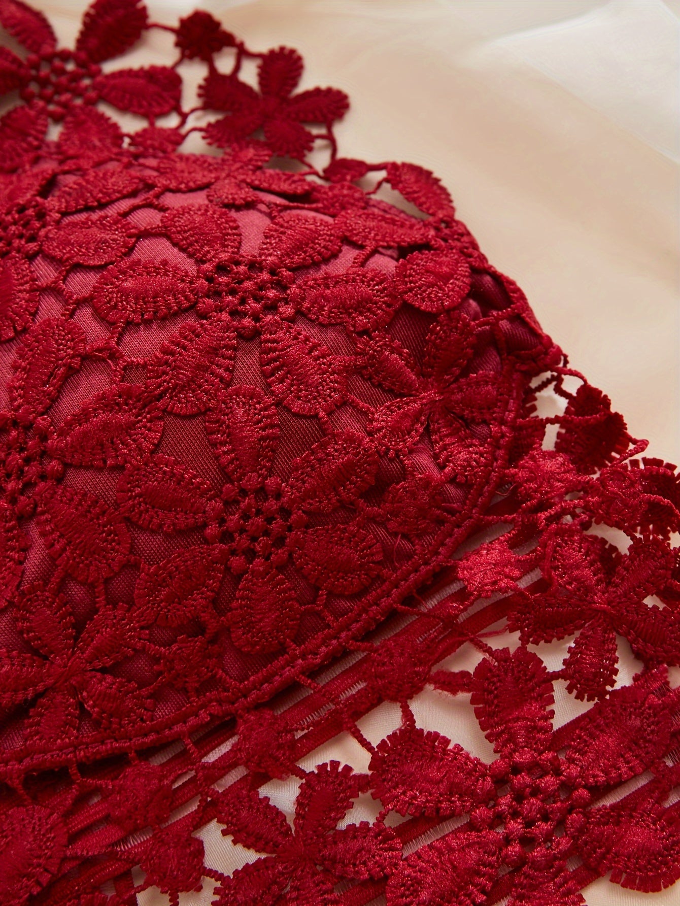 4pcs Lace Cut Out Wireless Bras Women's Lingerie