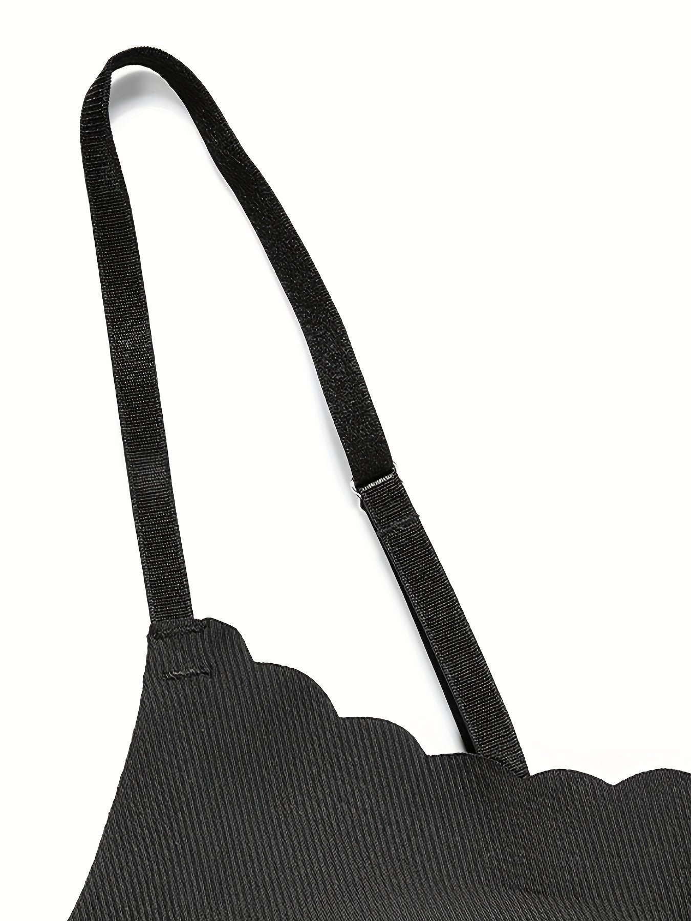Scallop Trim Wireless Push Up Bra