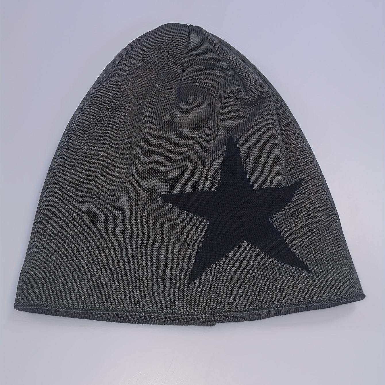 Neutral Large Star Jacquard Plus Velvet Knitted Hat