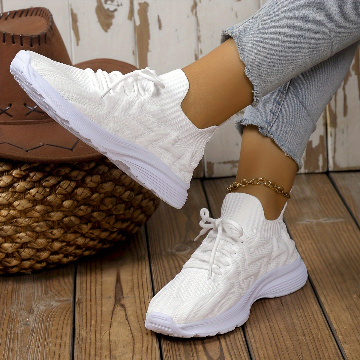 Women's Lightweight Wave Pattern Sneakers Mesh Breathable Sports Shoes