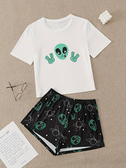 Cartoon Print Pajamas Set Short Sleeve Top & Shorts Pj Set Women's Sleepwear