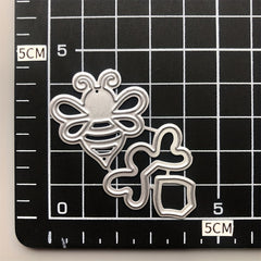 1pc Bee Metal Cutting Dies Stencils Die Cut for Scrapbooking DIY Crafts