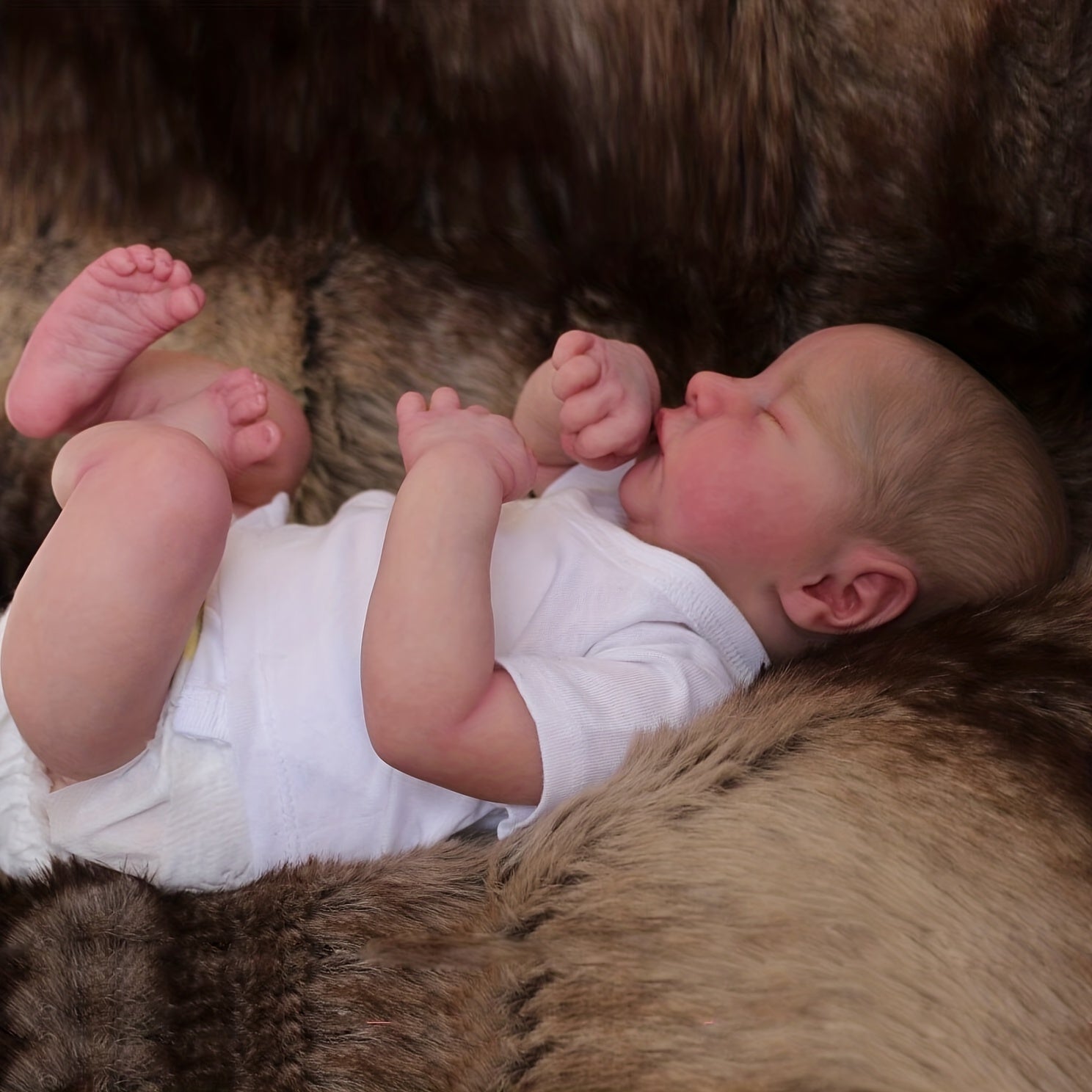 Realistic Reborn Doll with 3D Painted Skin and Cloth Body