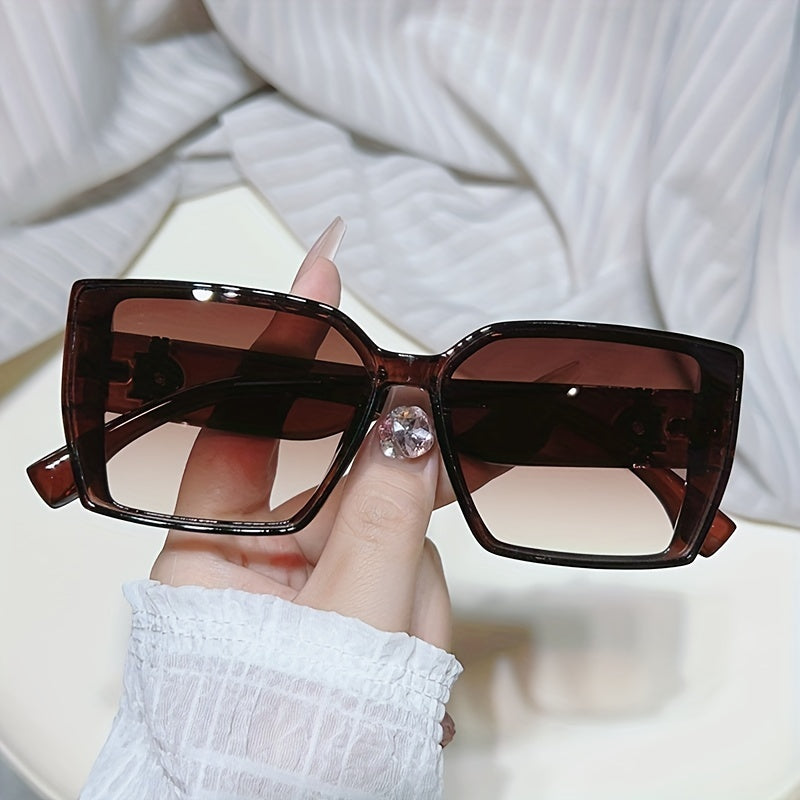 Large Square Sunglasses Gradient UV400 Sun Shades for Summer Travel