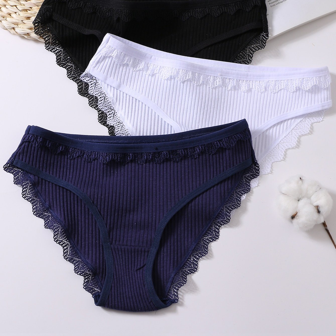 3pcs Lace Trim Ribbed Briefs Women's Comfy Intimates Panties
