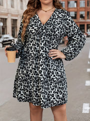  Leopard Print Long Sleeve V Neck Smock Dress