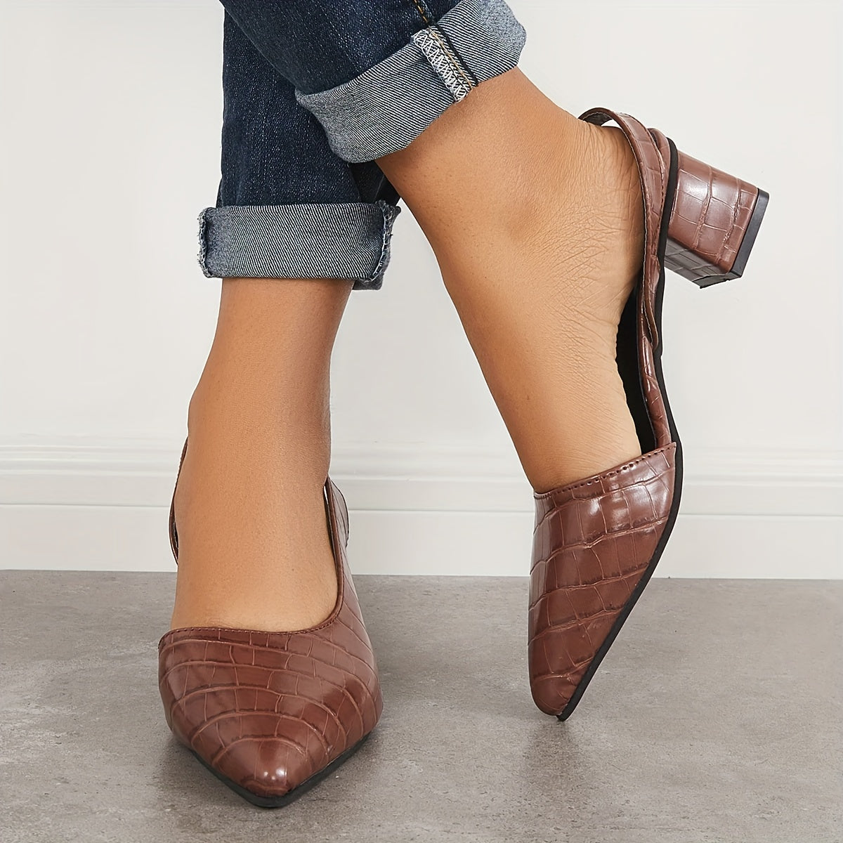 Women's Low Heel Cut Out Slingbacks Sandals
