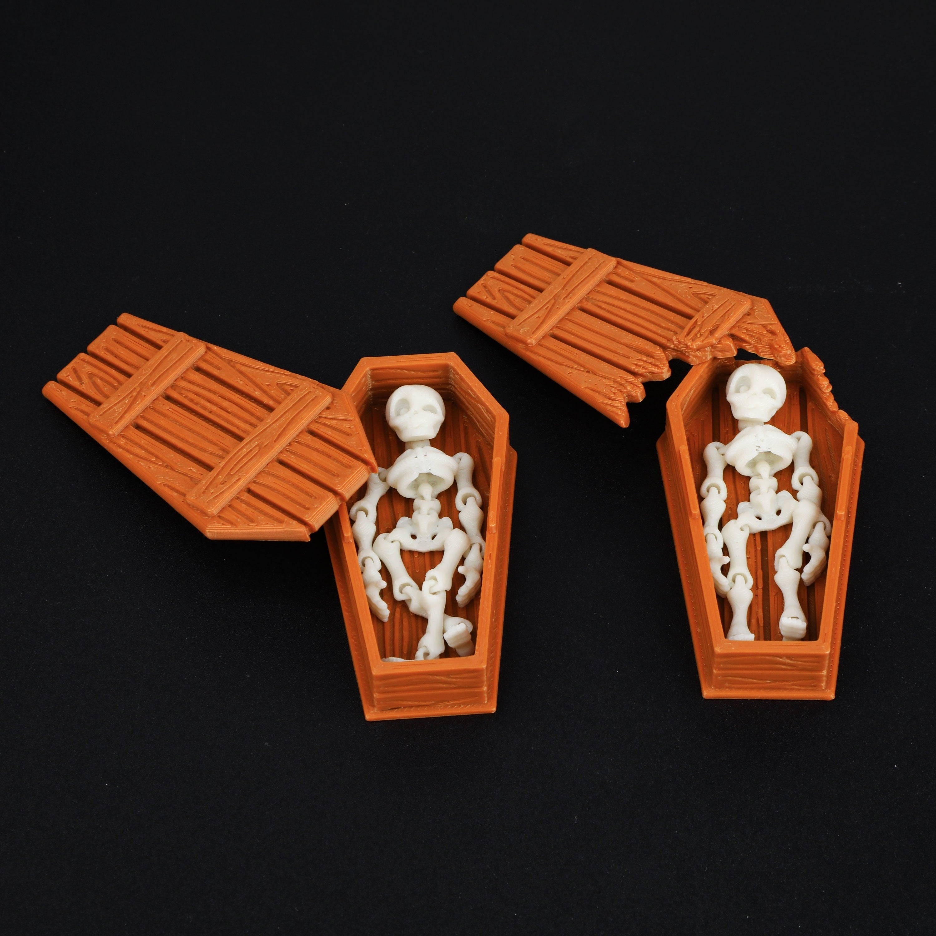 3DMAGIC Skeleton Miniatures 2pcs with Coffin Boxes Movable Joints