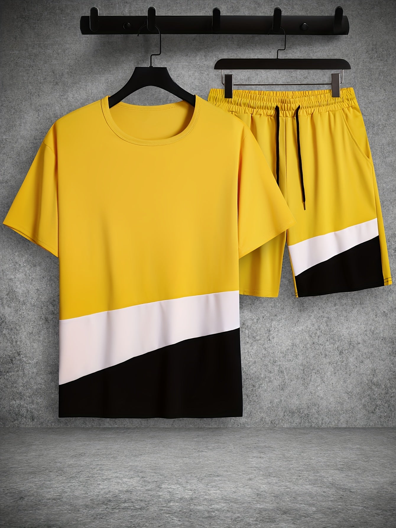 Men's Block Graphic T shirt & Active Drawstring Shorts Set