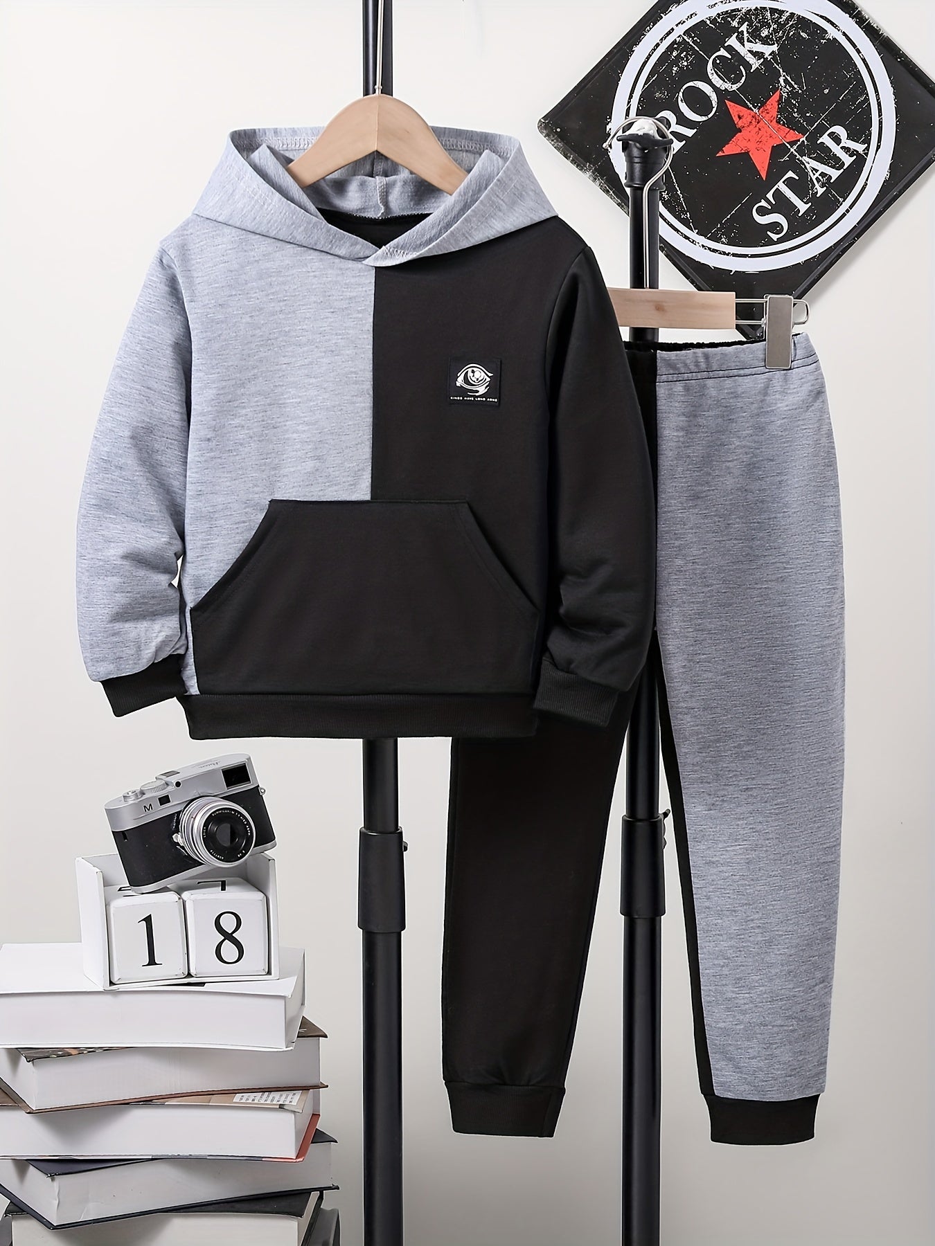 Boy's 2pcs Clash Hoodie & Sweatpants Set Graffiti Eye Pattern