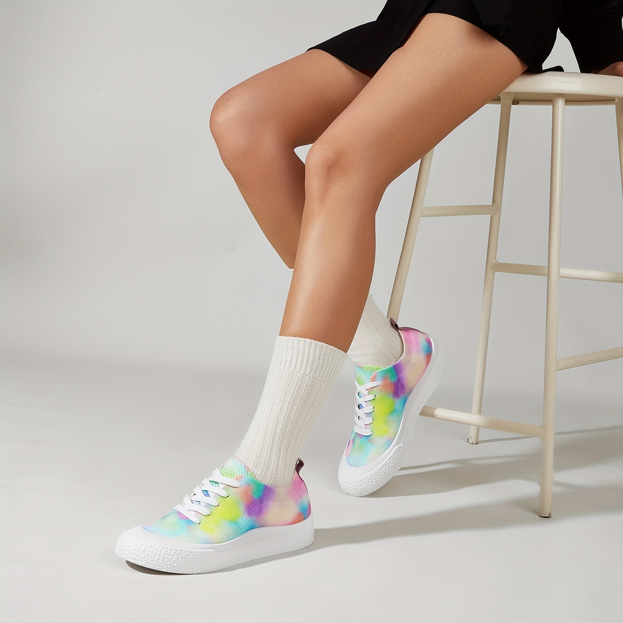 Women's Breathable Knit Sneakers Low Top Lace Up Shoes